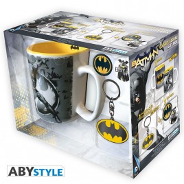 DC COMICS - Pck Mug + Keychains + Badges "Batman"