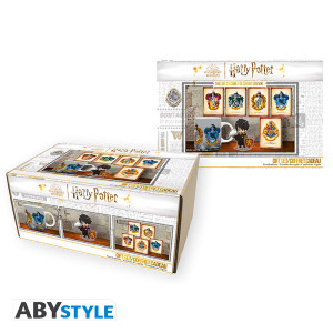 HARRY POTTER - Pck Mug320ml + Acryl® + Postcards "Hogwarts" *