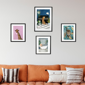 GBEYE - Framed print "Giraffe pink bubble gum by Sarah" (40x50cm) x2