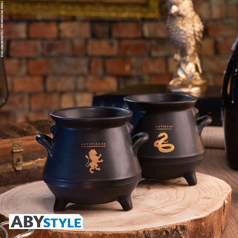 https://trade.abyssecorp.com/2819016-thickbox_default/harry-potter-teapot-with-hogwarts-cauldrons-set.jpg